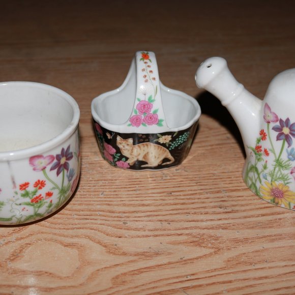 Porcelain Planter Set - Picture 2 of 7